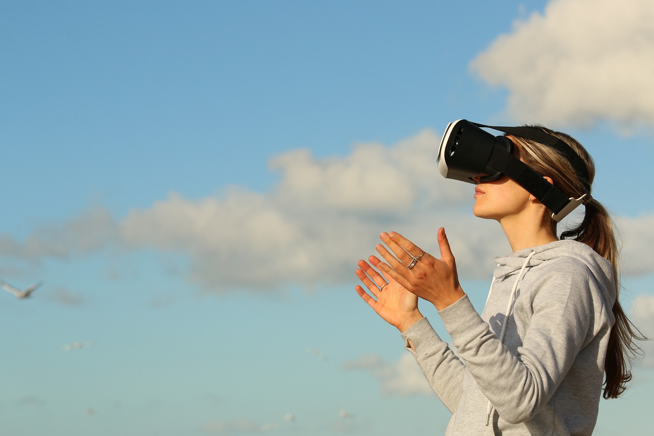 AR vs VR: Which Is Going to be The Winner?